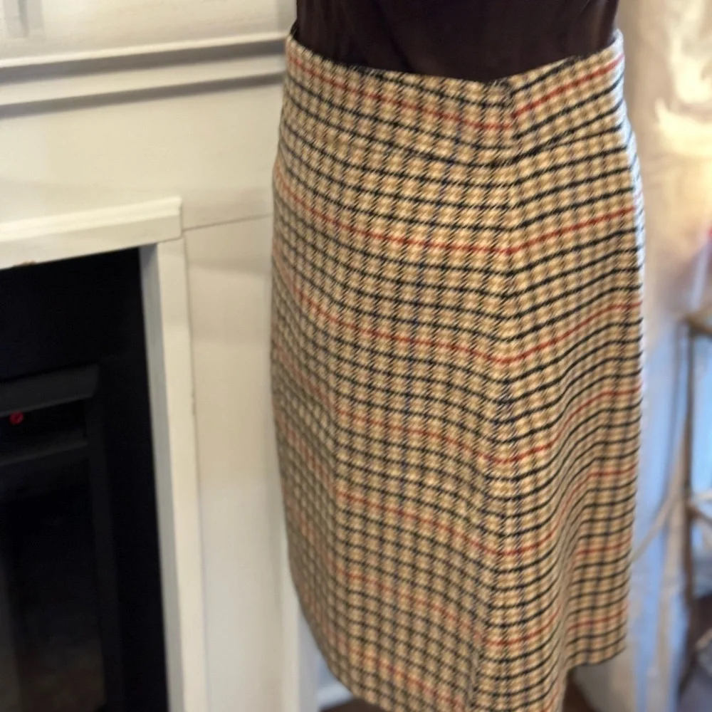 🤎🧡 NWT J. CREW PLAID WOOL SKIRT!